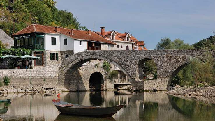 Visit Ribnica Bridge