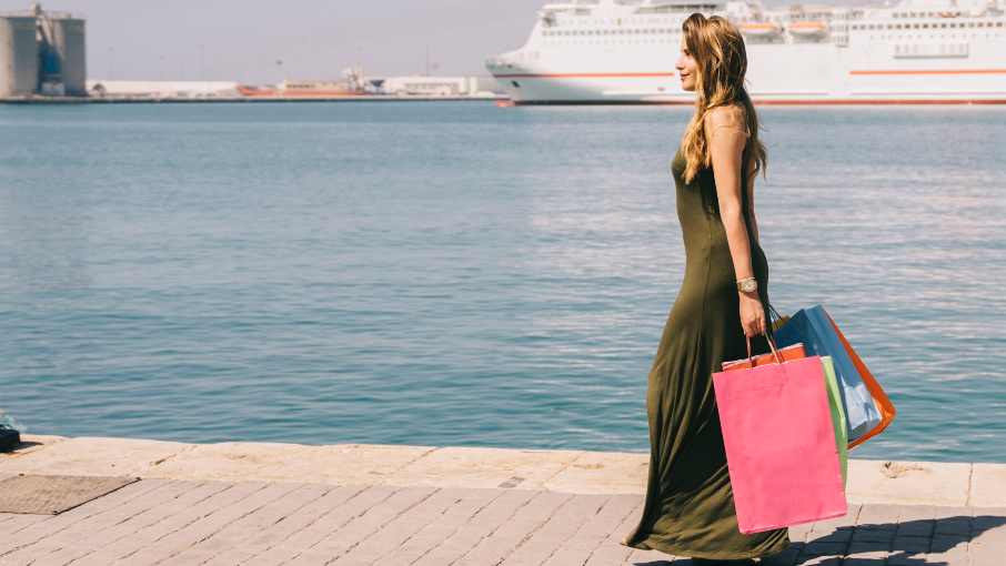 Best Times to Go Luxury Shopping in Europe