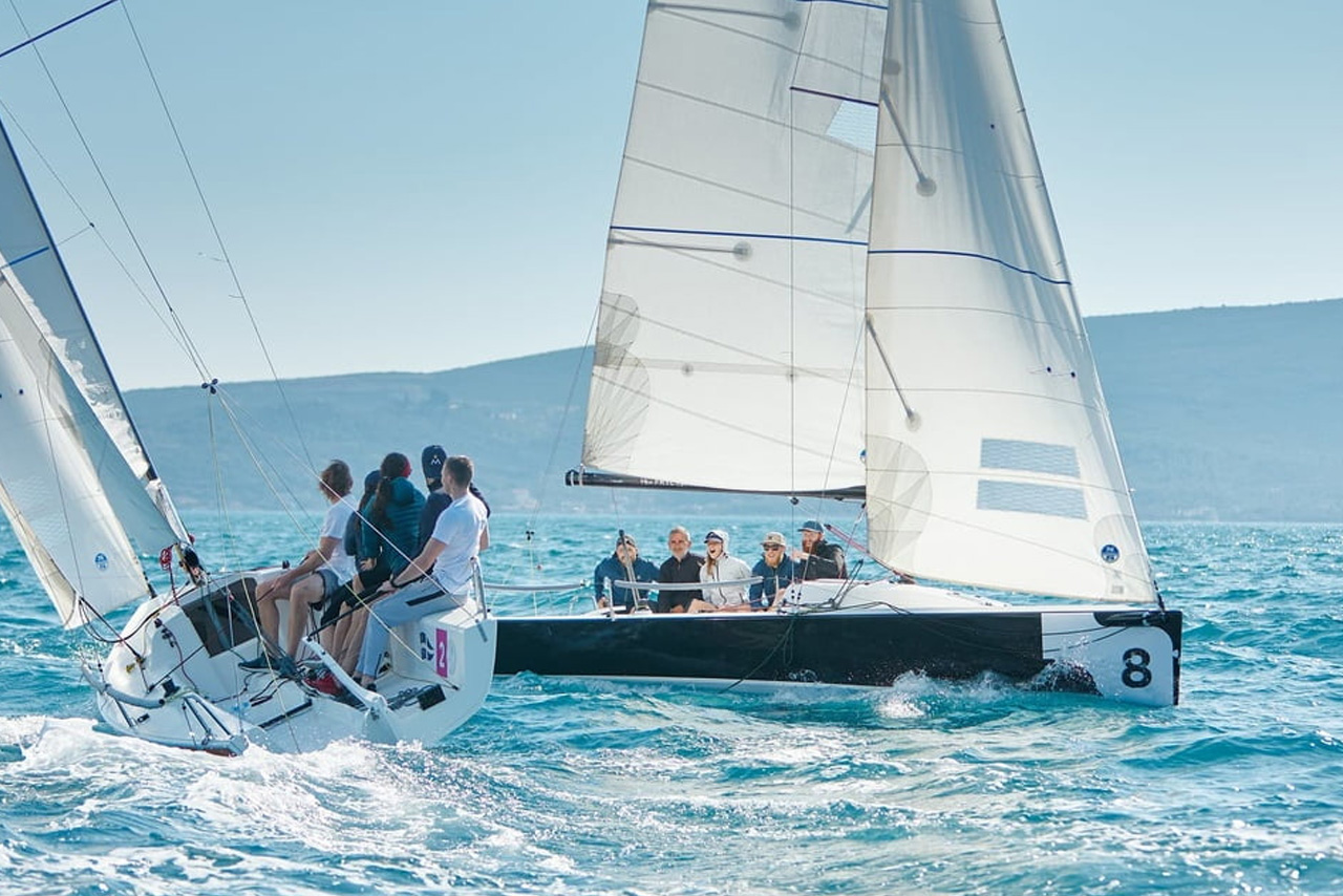 Social Sailing