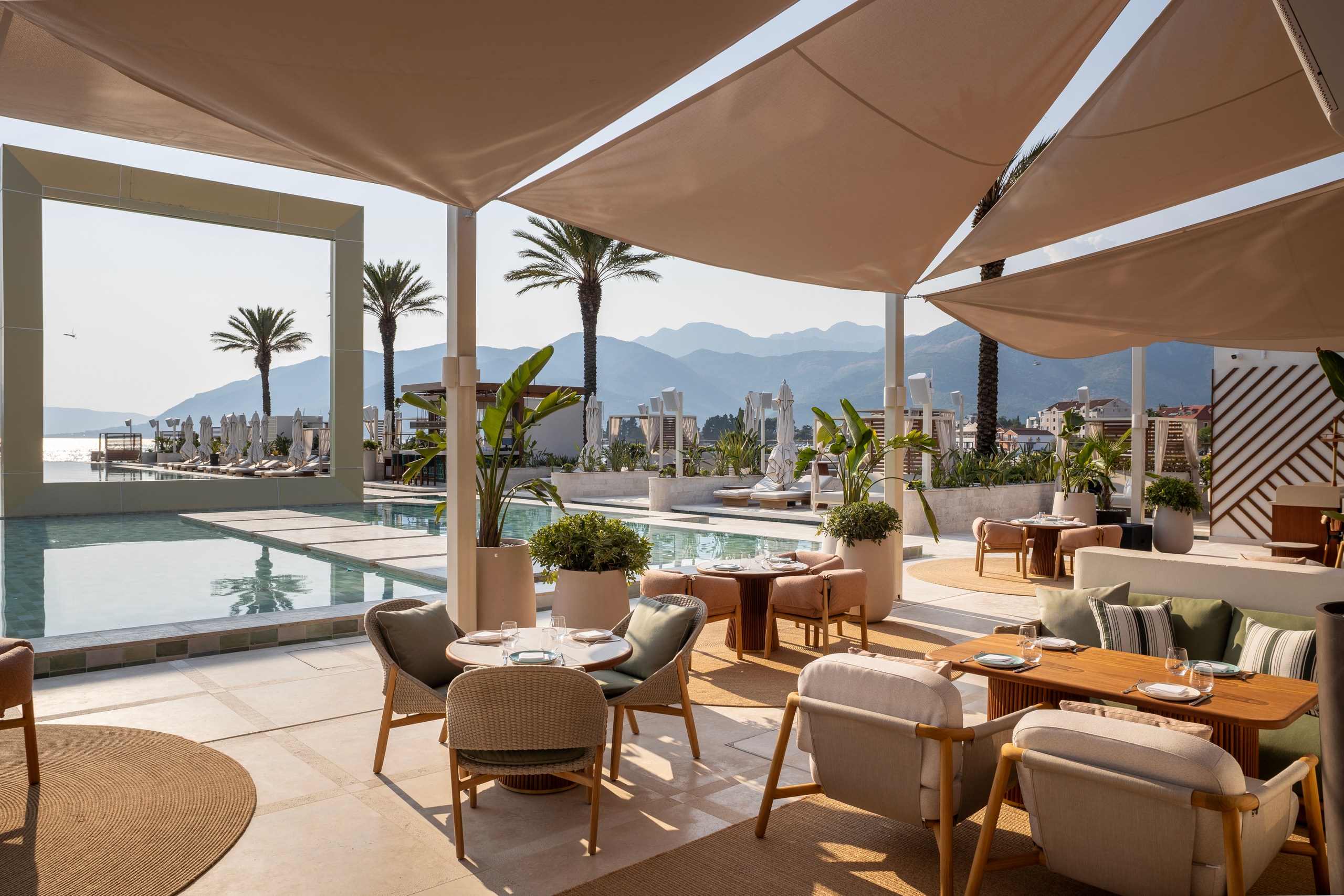 AURA Beach & Restaurant