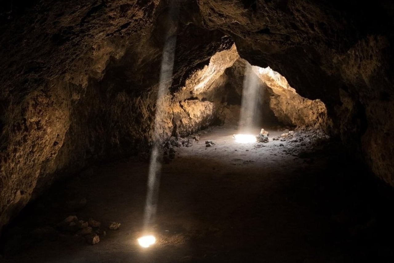 Lipa Cave
