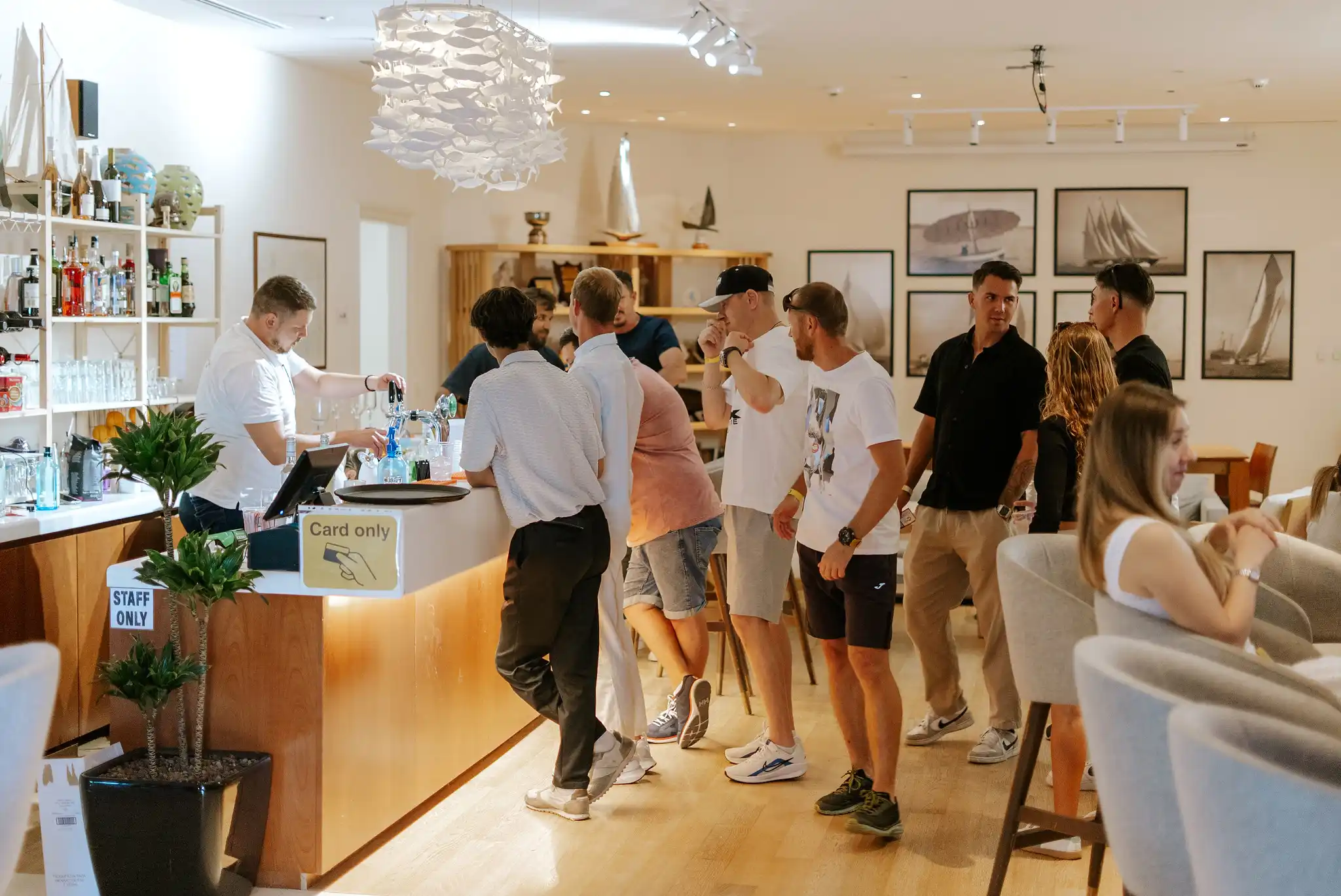 Squadron Bar